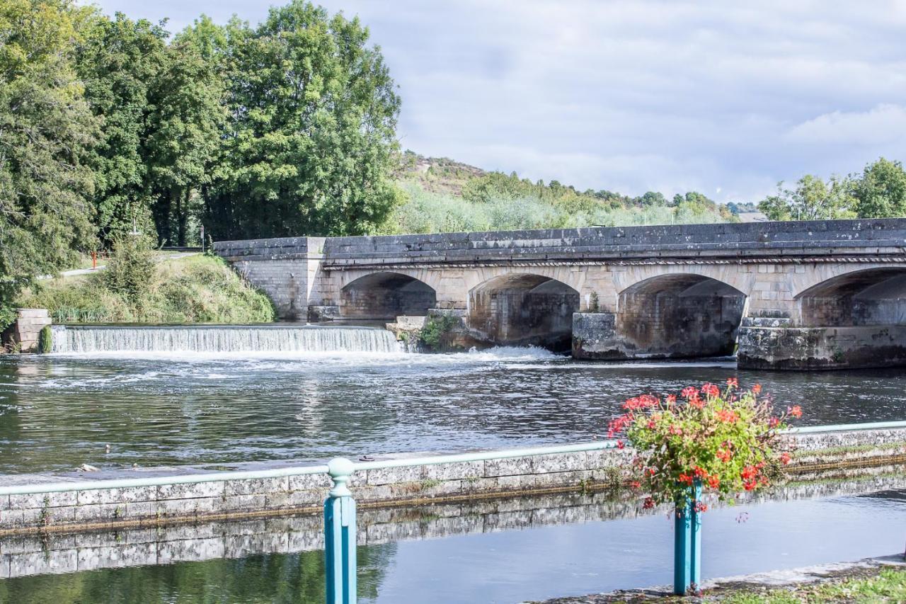 Entre Canal Et Vignes Bed and Breakfast Escolives-Sainte-Camille Εξωτερικό φωτογραφία
