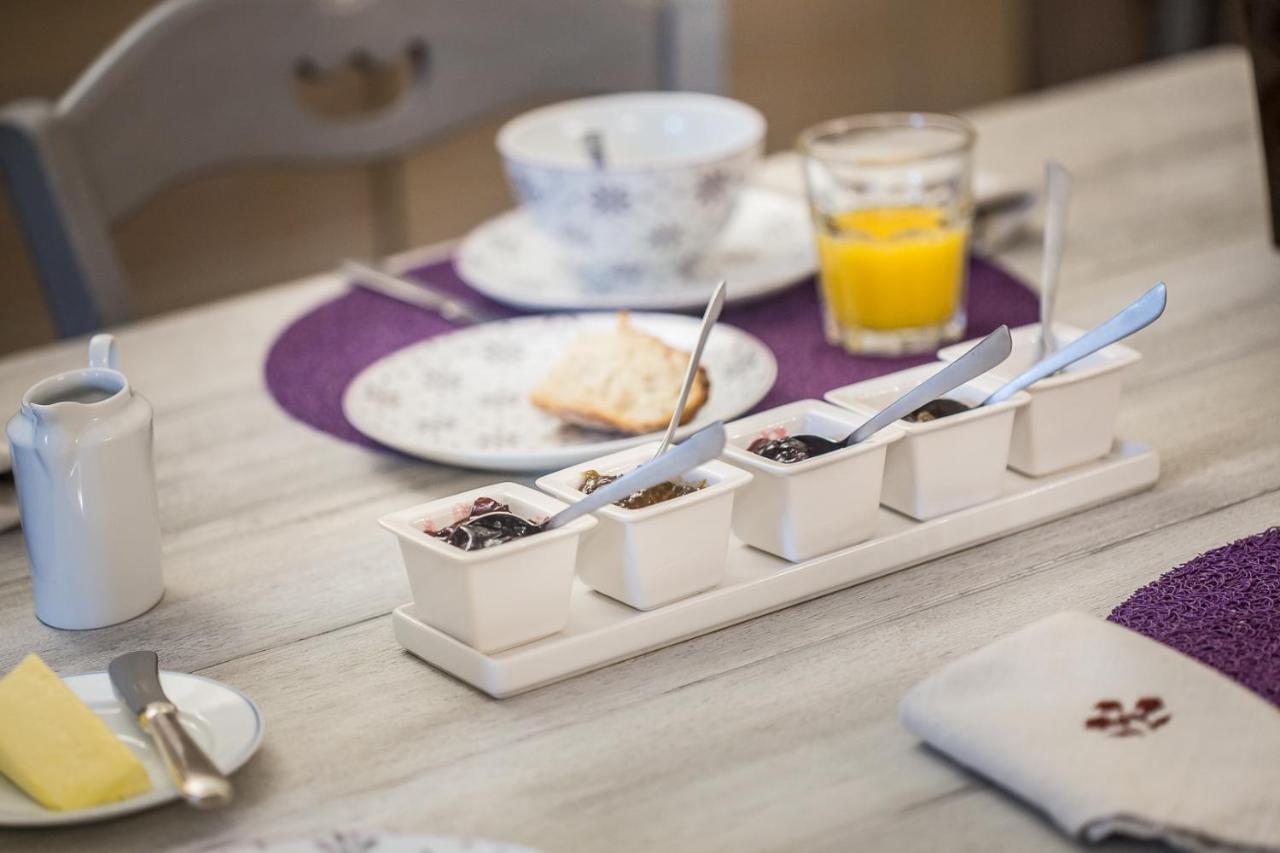Entre Canal Et Vignes Bed and Breakfast Escolives-Sainte-Camille Εξωτερικό φωτογραφία