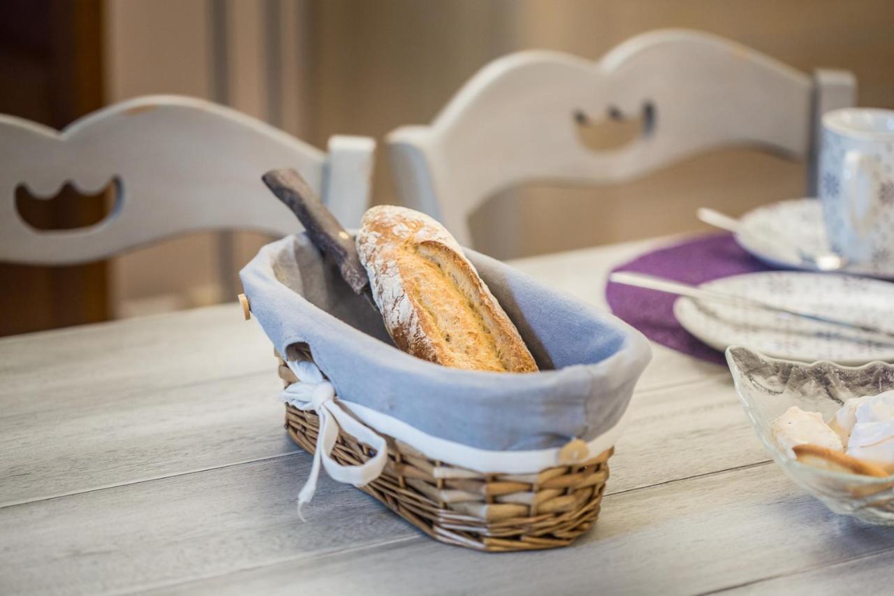 Entre Canal Et Vignes Bed and Breakfast Escolives-Sainte-Camille Εξωτερικό φωτογραφία