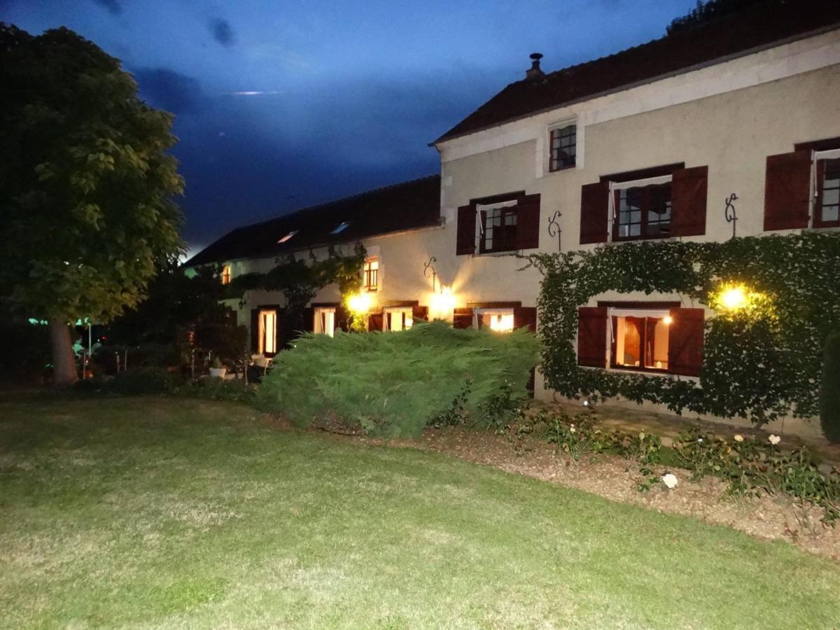 Entre Canal Et Vignes Bed and Breakfast Escolives-Sainte-Camille Εξωτερικό φωτογραφία